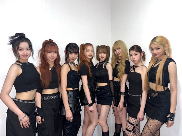 01_유니스_단체_이미지.jpg